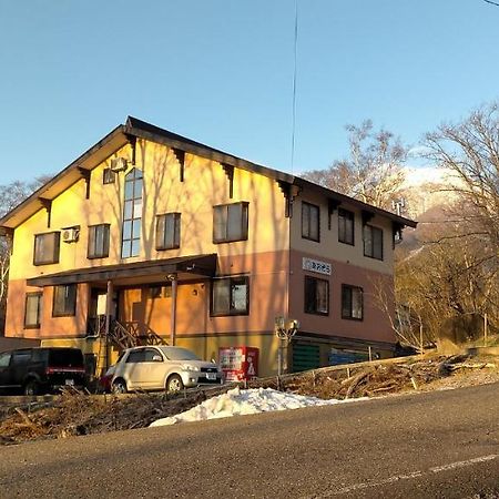 Guesthouse Aozora Blue Sky Myoko Exterior photo
