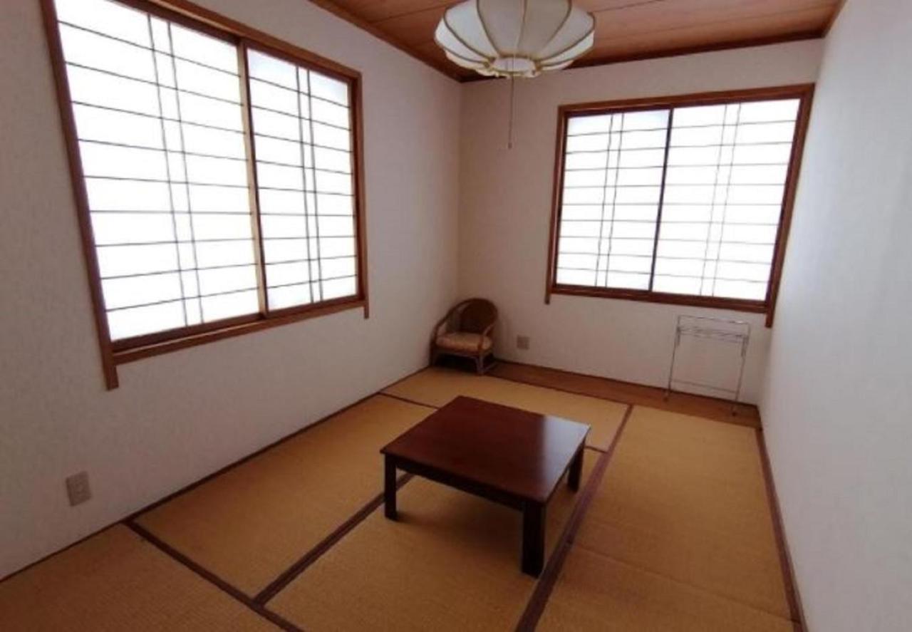 Guesthouse Aozora Blue Sky Myoko Exterior photo